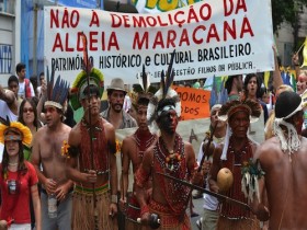 indios-protestam-contra-demolicao-de-predio-do-antigo-museu-do-indio-proximo-ao-maracana-no-rio-de-janeiro-1354381786196_1920x1080