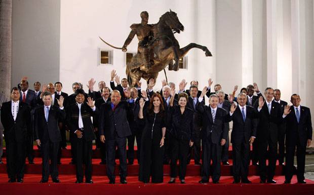 leaders-of-latin-american-and-caribbean-states-pose-for-a-photo-during-the-33-member-celac-summit-in-caracas