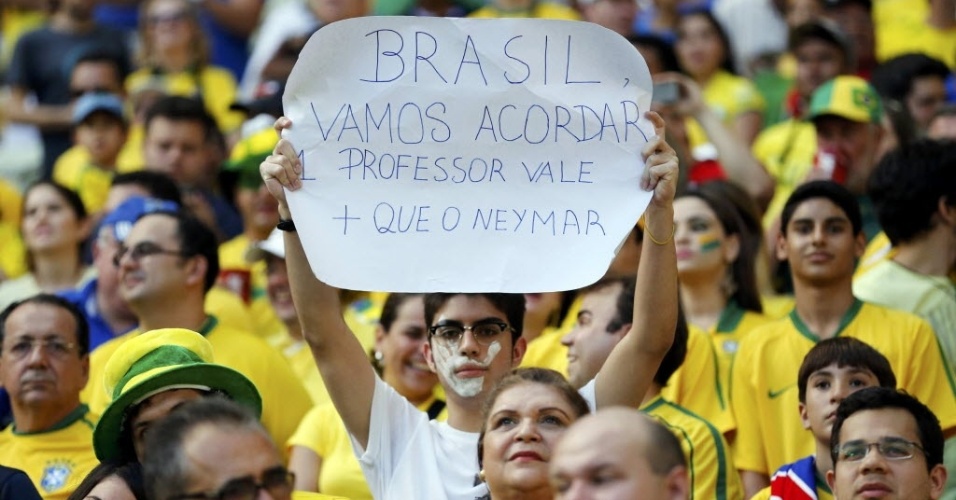 Sing reads "Brazil Wake Up, Teachers are Worth More than Neymar"