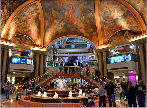 Shopping Centre in Buenos Aires Flickr: Barbara Dalmazzo