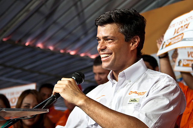 Source: Daniel López via Wiki Commons, available https://upload.wikimedia.org/wikipedia/commons/thumb/a/ab/Leopoldo_Lopez.JPG/640px-Leopoldo_Lopez.JPG