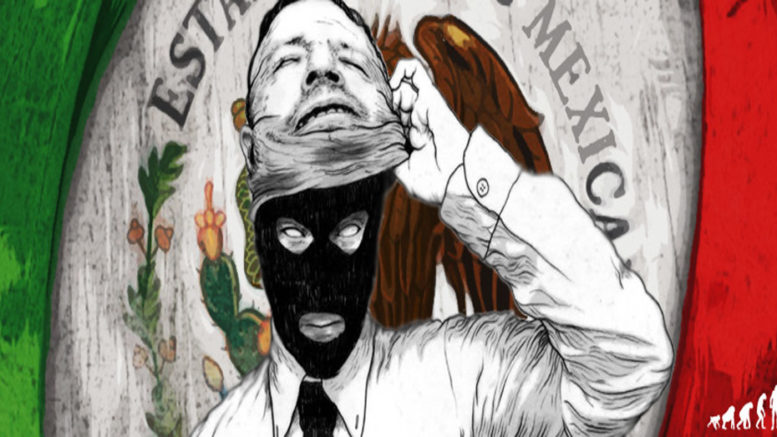 "Corruption annually costs Mexico between 2-10% percent of its GDP, reduces investment 5%, and eliminates 480,000 small & medium-sized businesses jobs." Photo (c) Como Vemos Damos 2017